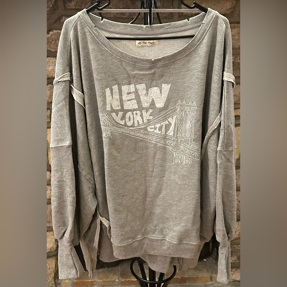 (NWT) We The Free NYC Graphic Sweatshirt Oversized Raw Hem Large